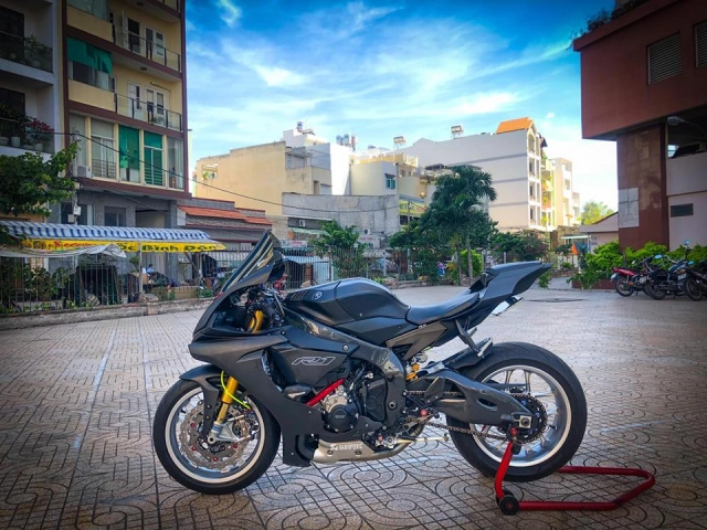 Mãn nhãn với siêu phẩm yamaha r1 miền tây sông nước dọn phong cách chạy track - 21