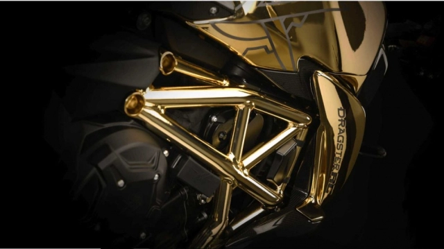 Mv agusta dragster 800 rc shining gold phiên bản đặc biệt với số lượng giới hạn - 7