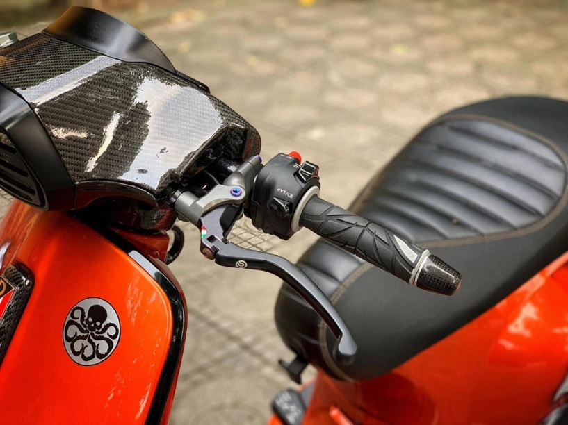 Ngã ngửa với vespa sprint độ đẹp và chất nhất khu phố cổ - 4