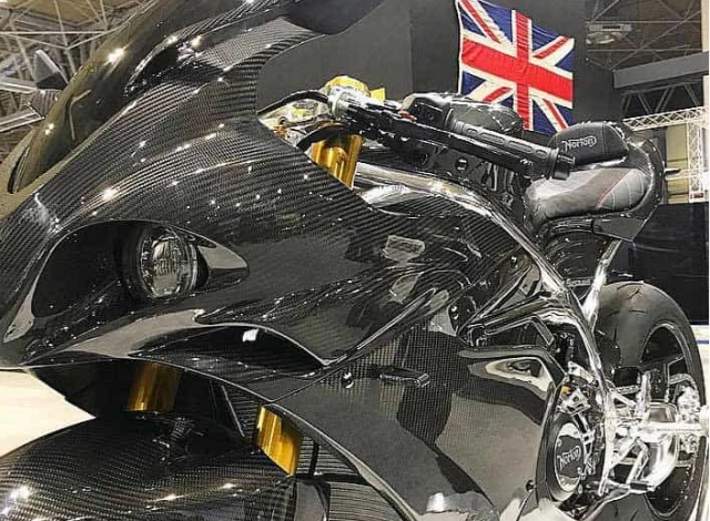 Norton superlight superbike sở hữu thiết kế siêu nhẹ dành cho đường đua isle of man tt - 1