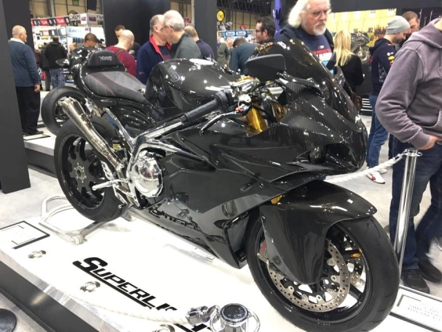 Norton superlight superbike sở hữu thiết kế siêu nhẹ dành cho đường đua isle of man tt - 4