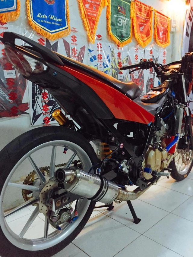 Raider 150 fi đô bât ngưa vơi banh trươc căm - 8