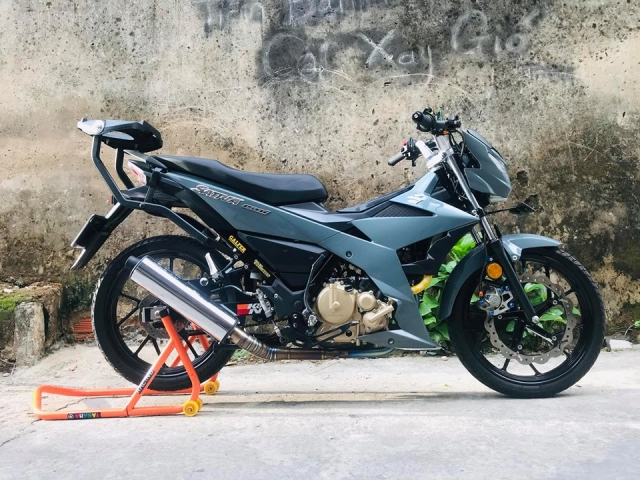 Satria 150 độ vô cùng đặc biệt với tông màu xanh xi măng cực chất - 7