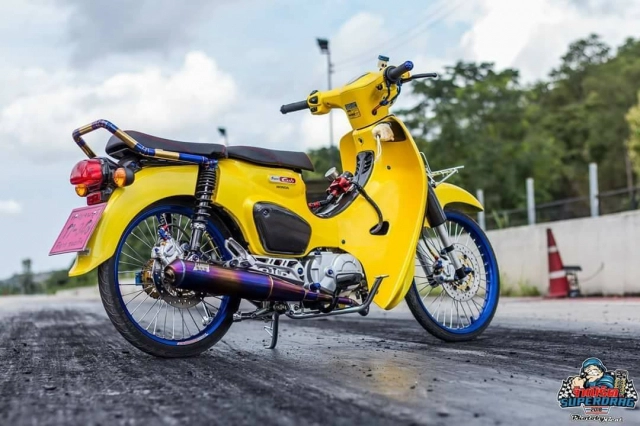 Siêu phẩm super cub độ dàn chân khiến dân mạng đứng hình - 6