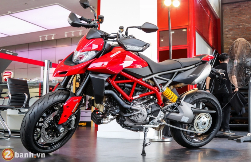 Soi chi tiết ducati hypermotard 950 thế hệ mới giá 460 triệu tại việt nam - 1