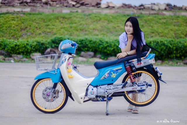 Super cub độ của cô nàng cấp 3 có gì đặc biệt - 7