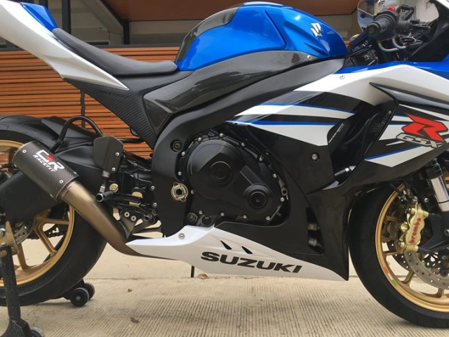 Suzuki gsx-r1000 bản nâng cấp sặc mùi công nghệ từ nghệ danh cá heo xanh - 4