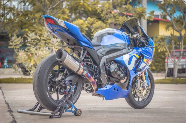 Suzuki gsx-r1000 vẻ đẹp nức nở của huyền thoại cá heo nhà suzuki - 8