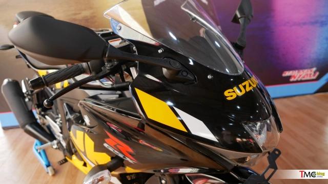 Suzuki gsx r150 2019 với 4 sự thay đổi mới đầy mạnh mẽ - 1