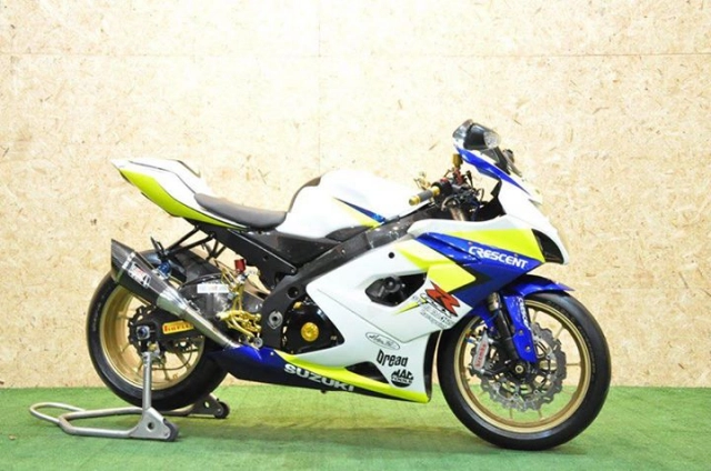 Suzuki gsx-r600 hồi sinh một huyền thoại trong series gsx-r - 9