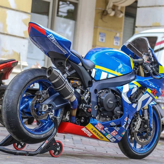 Suzuki gsx-r750 độ chất như nước cất theo phong cách đường đua - 10