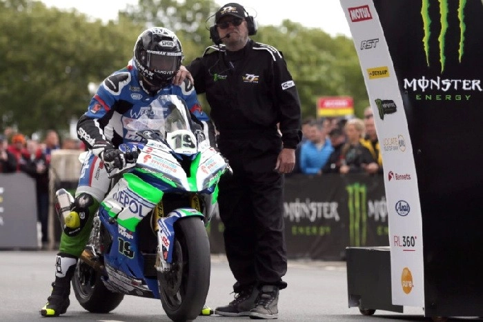 Tay đua daley mathison hy sinh đáng tiếc trong cuộc đua isle of man tt 2019 - 4