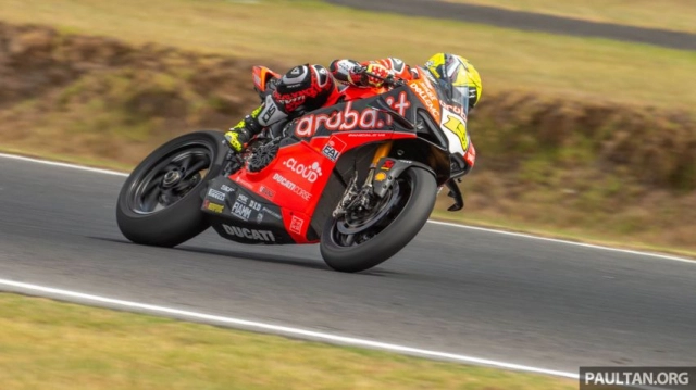 Thử nghiệm trước cuộc đua wsbk 2019 bautista đứng đầu với ducati v4r - 15