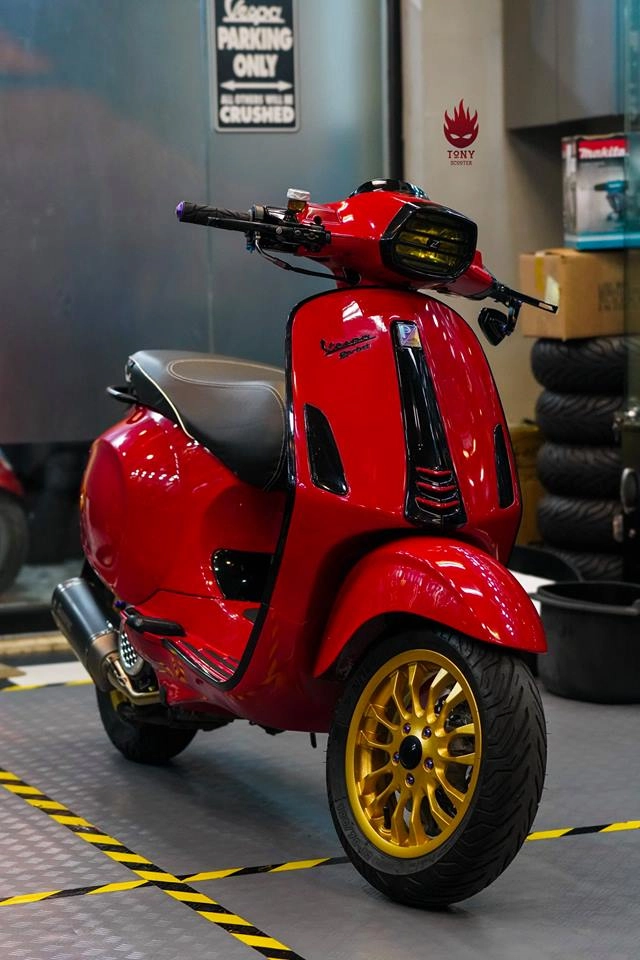 Vespa sprint trong bản độ quý phái sau khi được thay đổi toàn diện - 9