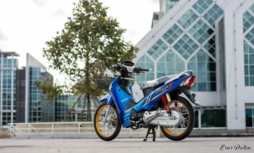 Wave 125 độ bản tinh chỉnh đẹp nói không nên lời của tay chơi xứ chùa vàng - 12