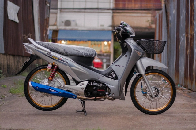 Wave 125 đô đep không goc chêt mang phong cach soi bac - 3