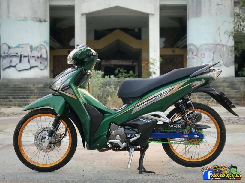 Wave 125i độ thu hút mọi ánh nhìn với phong cách hoàng tộc - 2