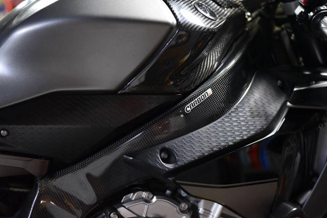 Yamaha r1 chất chơi với phong cách carbon2race - 4