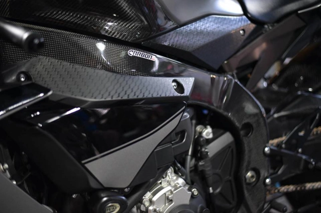 Yamaha r1 chất chơi với phong cách carbon2race - 5