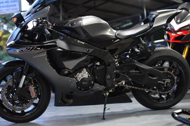 Yamaha r1 chất chơi với phong cách carbon2race - 11