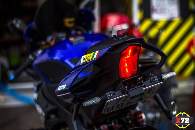 Yamaha r1 độ hết bài đầy nổi bật với loạt trang bị khủng của biker xứ biển - 6