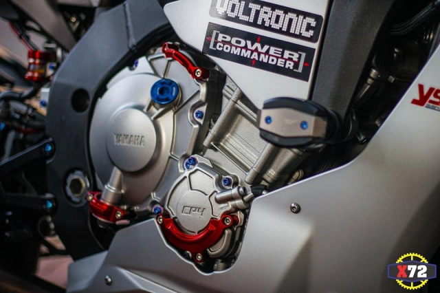 Yamaha r1 độ hết bài đầy nổi bật với loạt trang bị khủng của biker xứ biển - 10