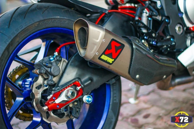 Yamaha r1 độ hết bài đầy nổi bật với loạt trang bị khủng của biker xứ biển - 13