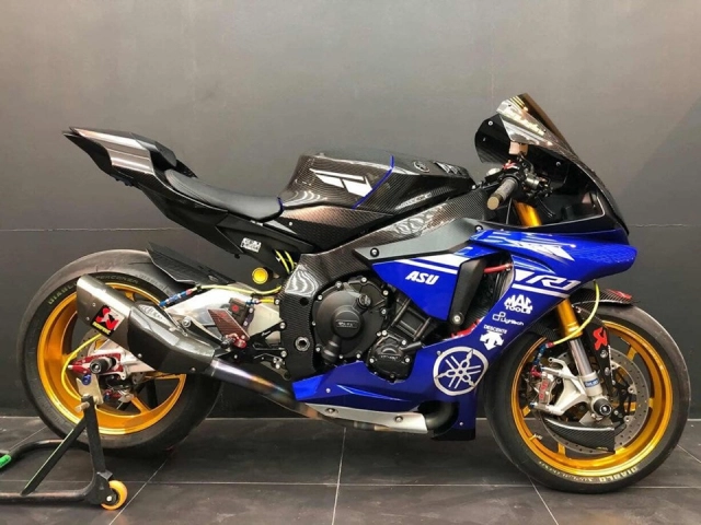 Yamaha r1 độ mê hoặc trong diện mạo nâng cấp carbon fiber - 3