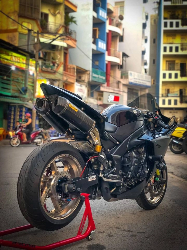 Yamaha r1 độ - sự trở lại của huyền thoại bất bại trên đường phố việt - 20