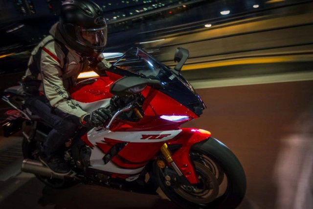 Yamaha r6 20th anniversary - phiên bản kỉ niệm 20 năm dòng r6 huyền thoại - 11