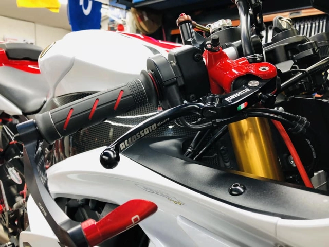 Yamaha r6 hồi sinh một huyền thoại đã bị lãng quên - 4