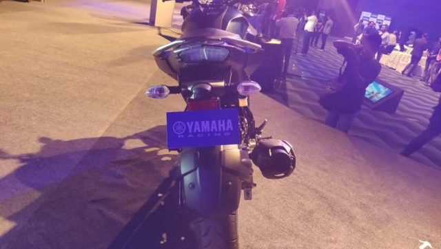 Yamaha ra mắt fz25 abs - 10