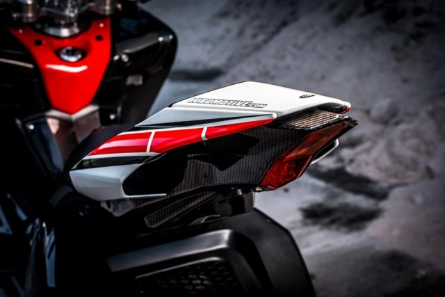 Yamaha t-max530 bản độ choáng ngợp với dàn chân superbike - 10