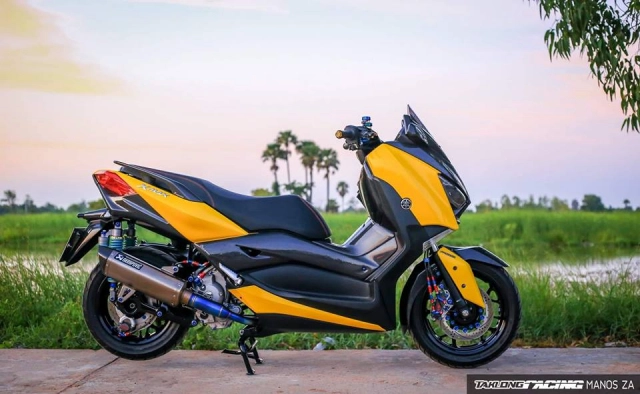 Yamaha x-max300 đầy nổi bật bên tông màu yellow sporty - 12