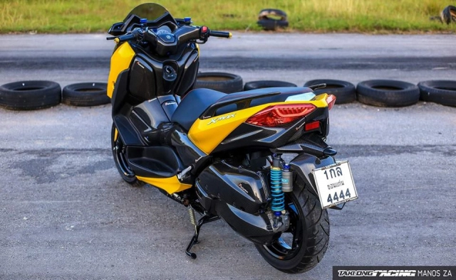 Yamaha x-max300 đầy nổi bật bên tông màu yellow sporty - 13