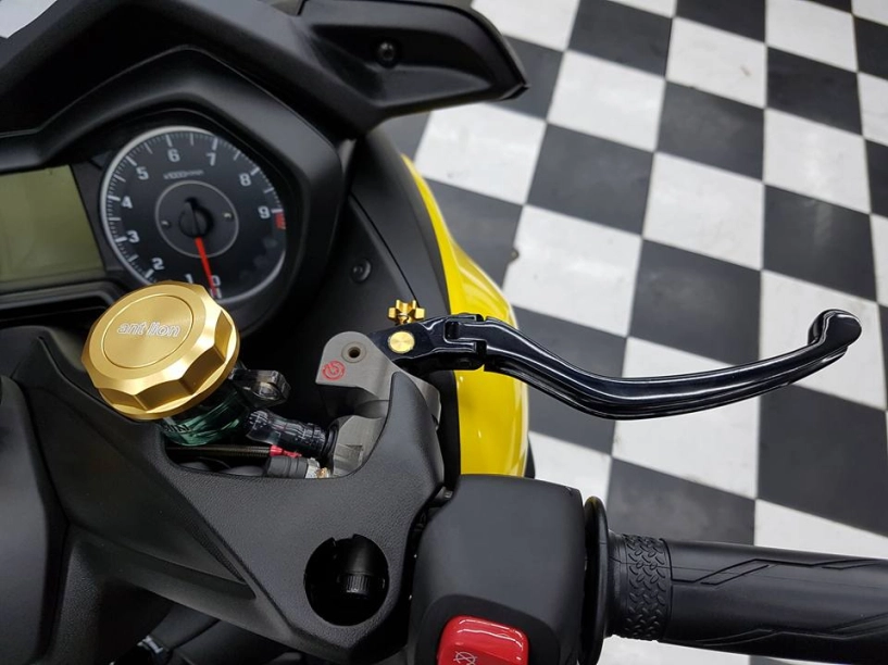 Yamaha xmax 400 bản độ nâng tầm sức hút từ biker thái - 7