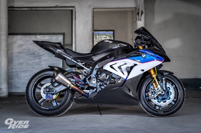 Bmw s1000rr độ - kẻ mệnh danh sát thủ săn mồi đại dương - 3