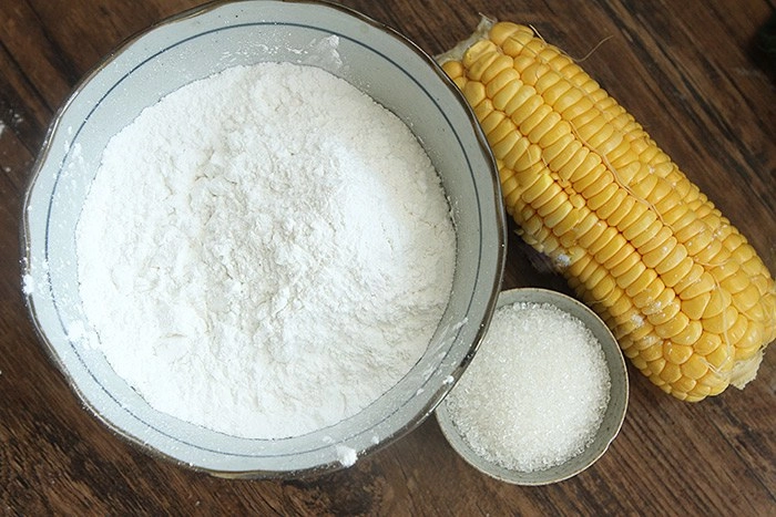 Còn thừa bắp ngô ngọt mẹ đảm làm ngay bánh này được bữa sáng ngon tuyệt đỉnh - 1