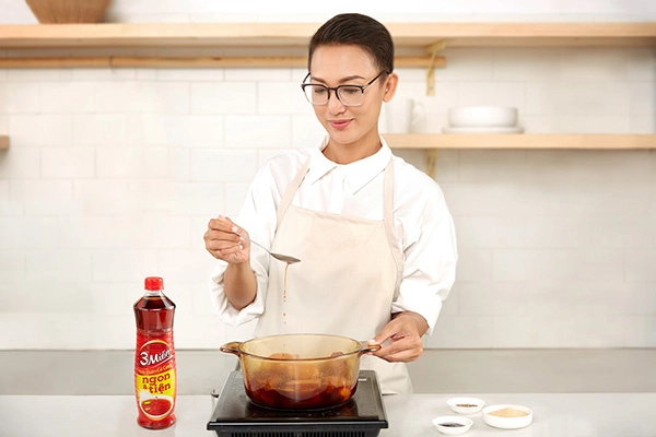 Công thức thịt kho tàu với trứng chuẩn masterchef - 4