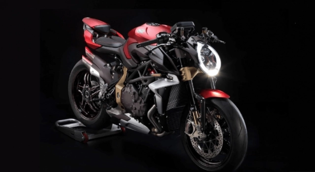 Điểm khác biệt giữa mv agusta brutale 1000rc - rr với brutale 1000 serie oro - 4