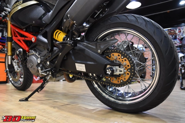 Ducati monster 795 độ dàn chân bánh căm độc nhất vô nhị - 9