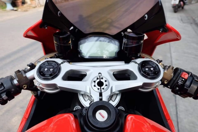 Ducati panigale 899 độ ấn tượng với phong cách superleggera - 3