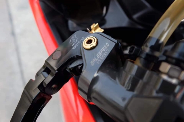 Ducati panigale 899 độ ấn tượng với phong cách superleggera - 4