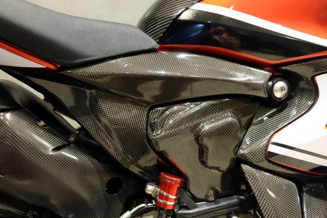 Ducati panigale 899 độ cực đỉnh đầy hấp dẫn với phong cách wsbk - 9