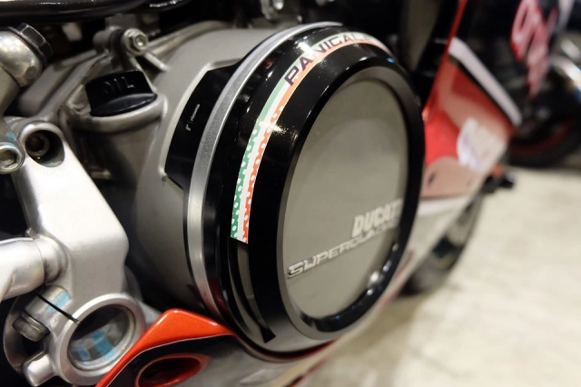 Ducati panigale 899 độ cực đỉnh đầy hấp dẫn với phong cách wsbk - 10