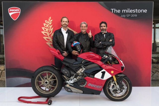 Ducati panigale v4 25th anniversary 916 lên sàn với giá hơn 1 tỷ đồng - 1