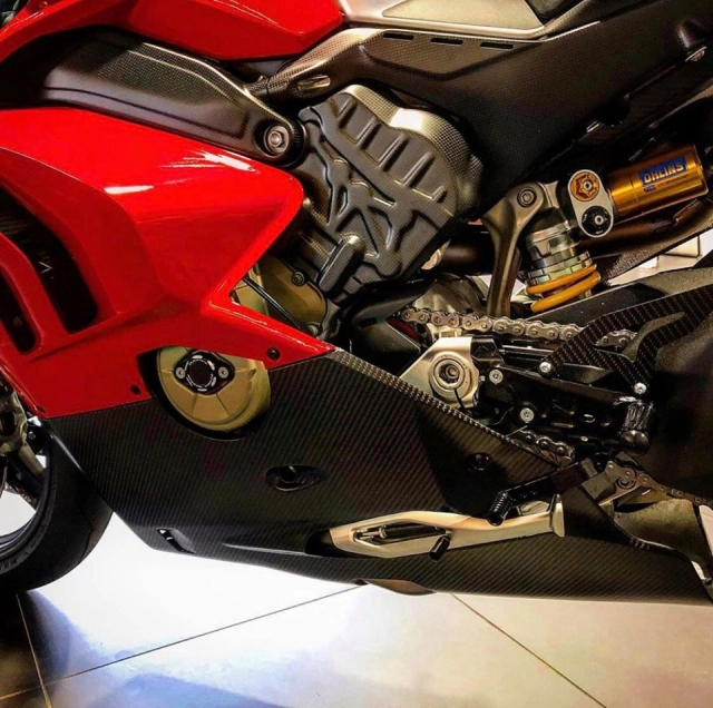 Ducati panigale v4 r độ siêu khủng sở hữu dàn chân vô cùng đặc biệt - 5