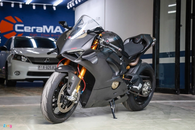 Ducati panigale v4 s biến hình v4 r full-carbon hơn 800 triệu đồng của biker việt - 1