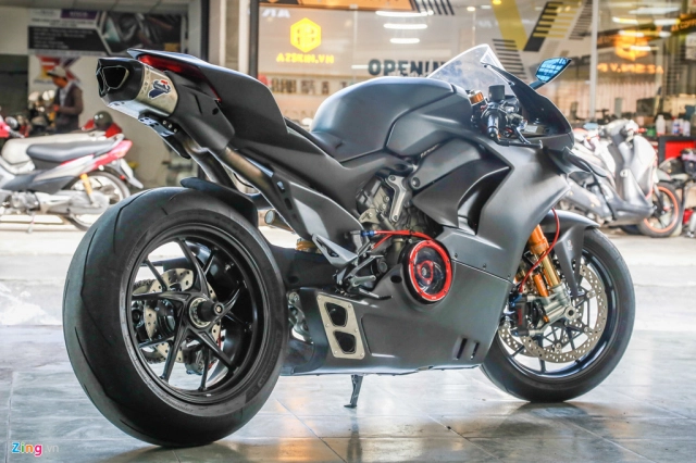 Ducati panigale v4 s biến hình v4 r full-carbon hơn 800 triệu đồng của biker việt - 12