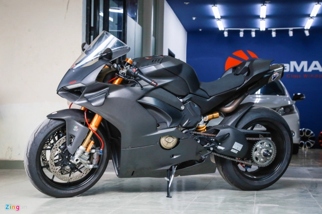 Ducati panigale v4 s biến hình v4 r full-carbon hơn 800 triệu đồng của biker việt - 13
